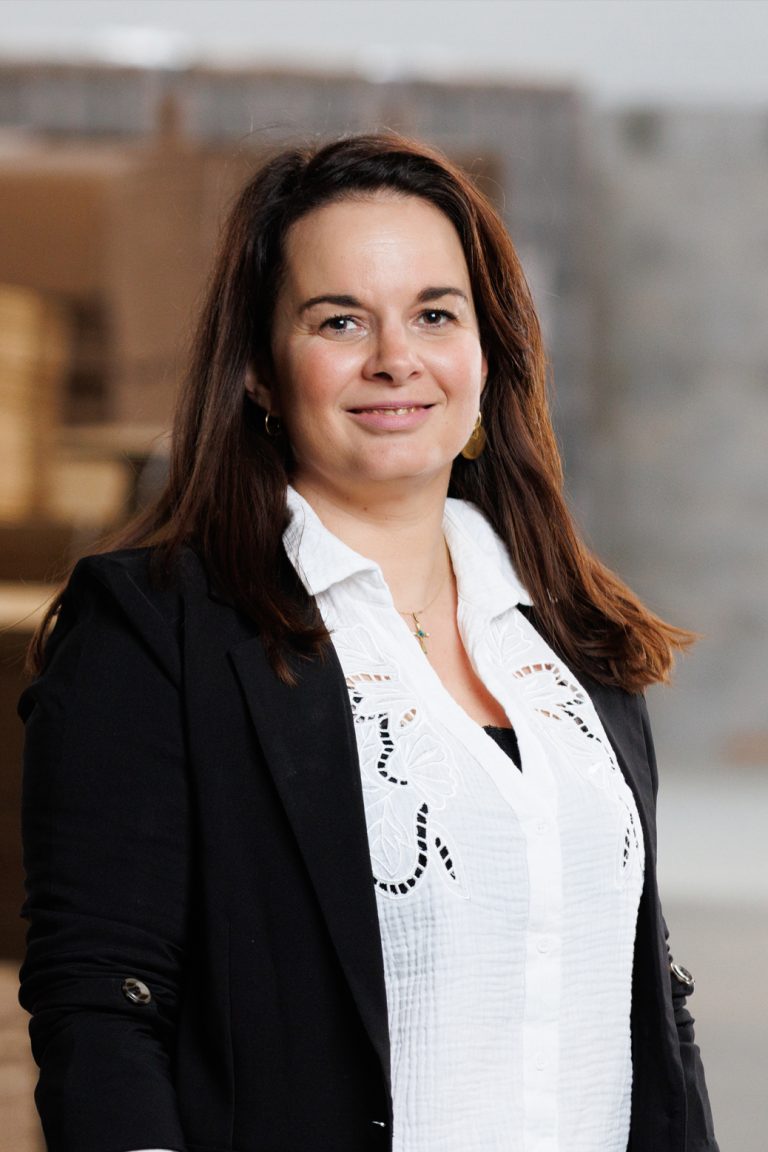 Alicia Bouillard responsable achats m2a squadra