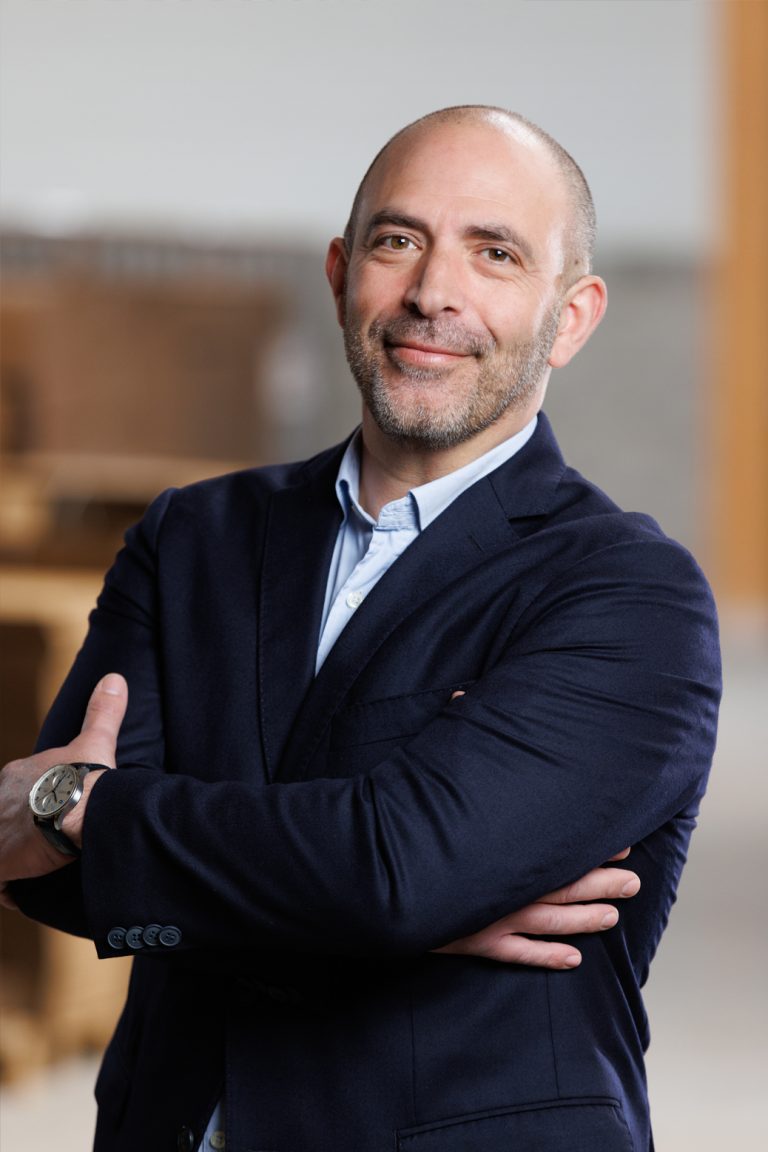 Thibault Badjaksizian directeur des ventes m2a squadra
